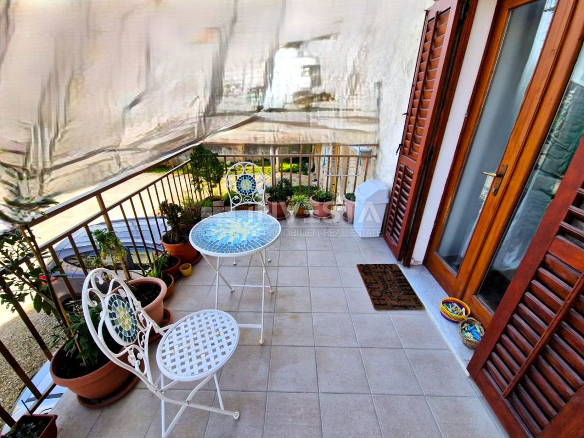 Pula, Piano rialzato, appartamento con 3 camere da letto, vicino al centro città