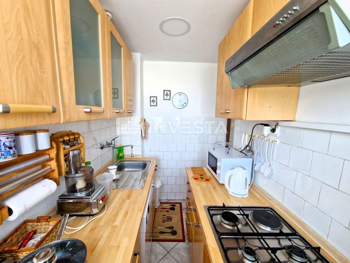 Pula, Piano rialzato, appartamento con 3 camere da letto, vicino al centro città