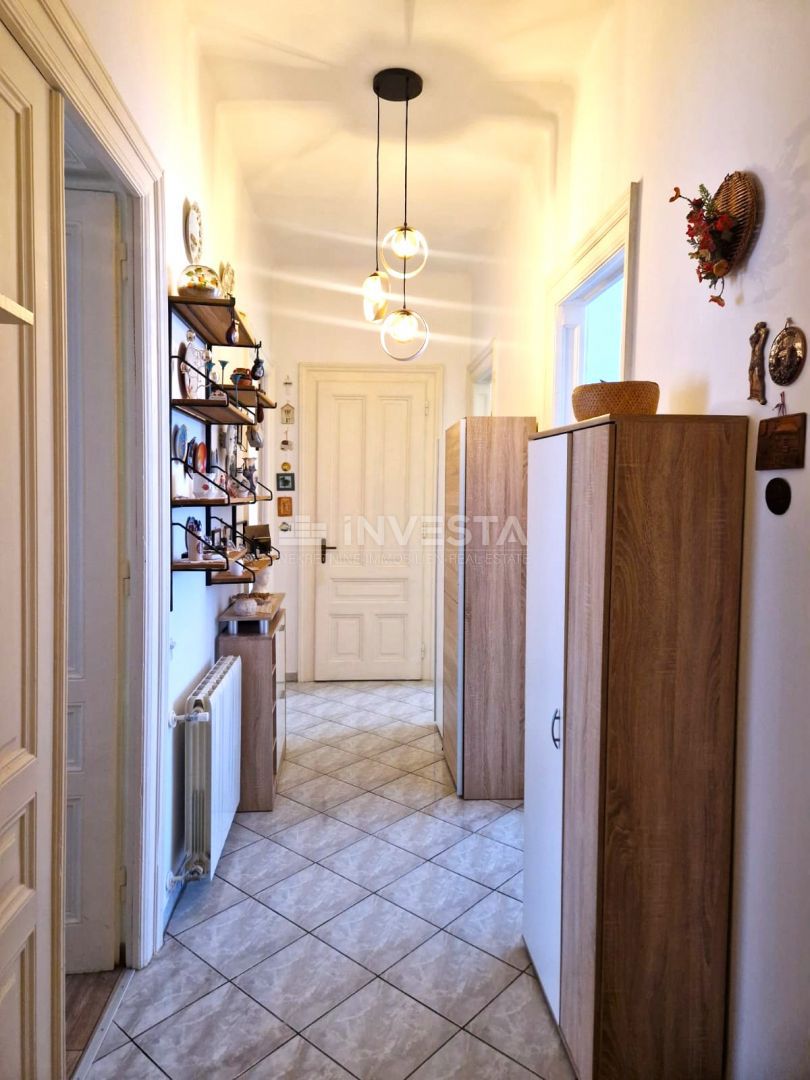 Pula, Piano rialzato, appartamento con 3 camere da letto, vicino al centro città