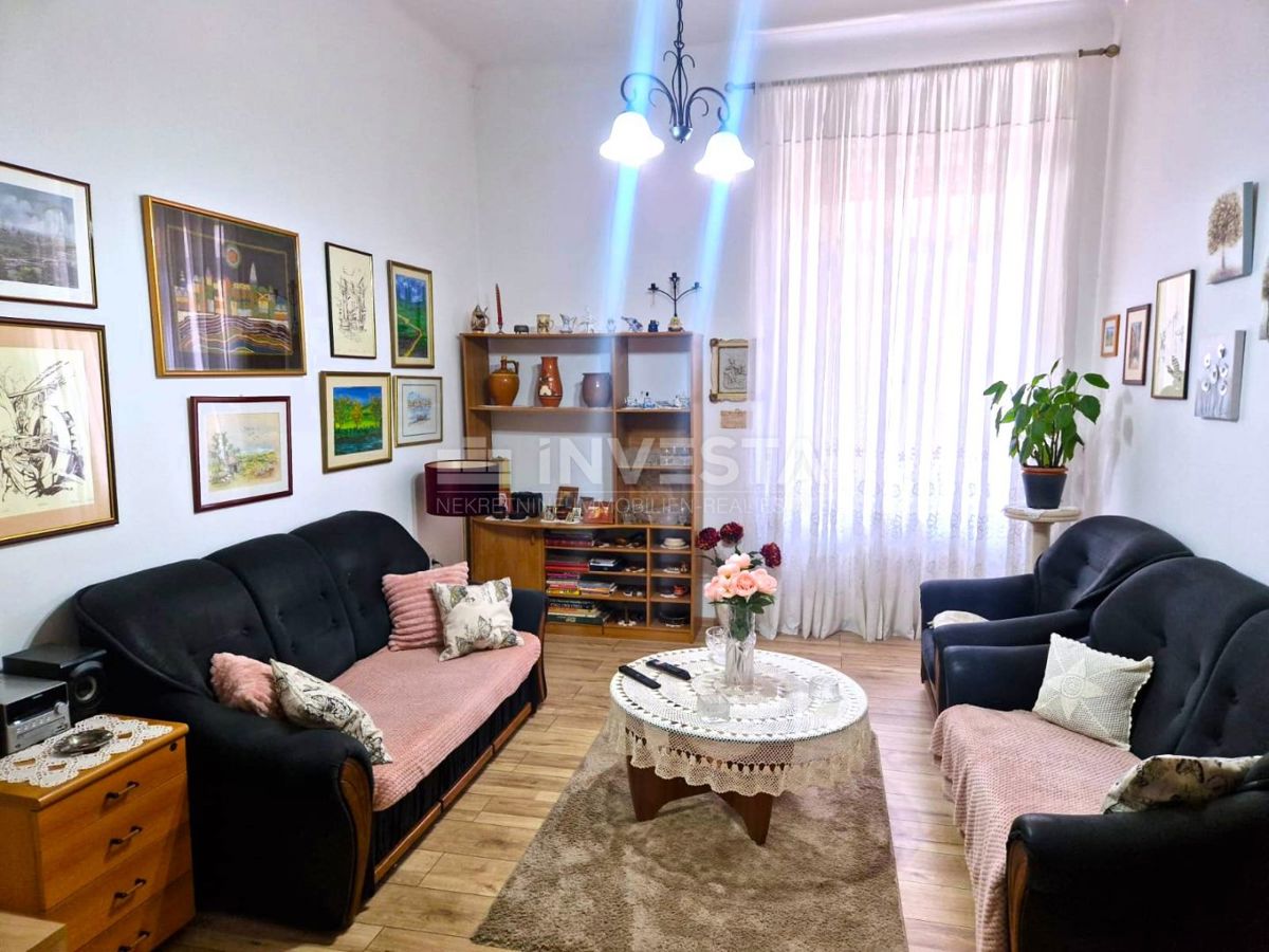 Pula, Piano rialzato, appartamento con 3 camere da letto, vicino al centro città