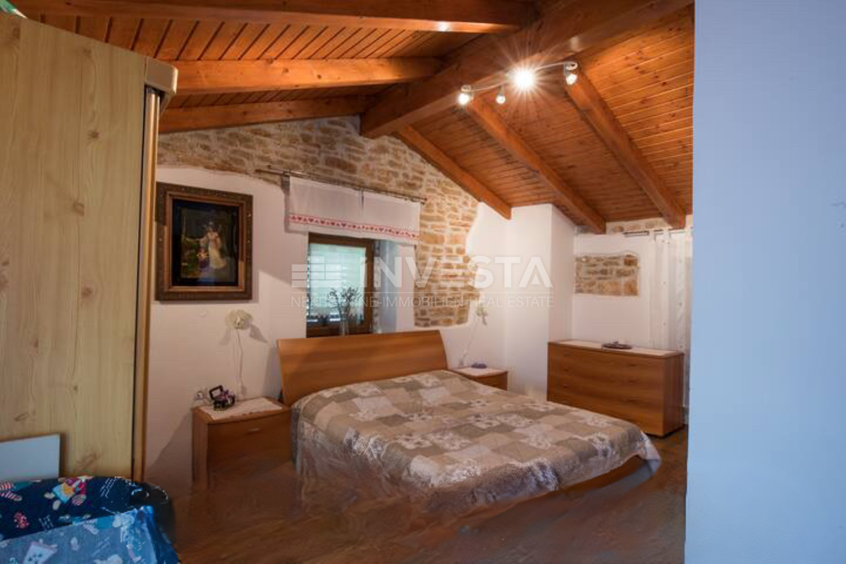 Casa rustica indipendente con piscina riscaldata