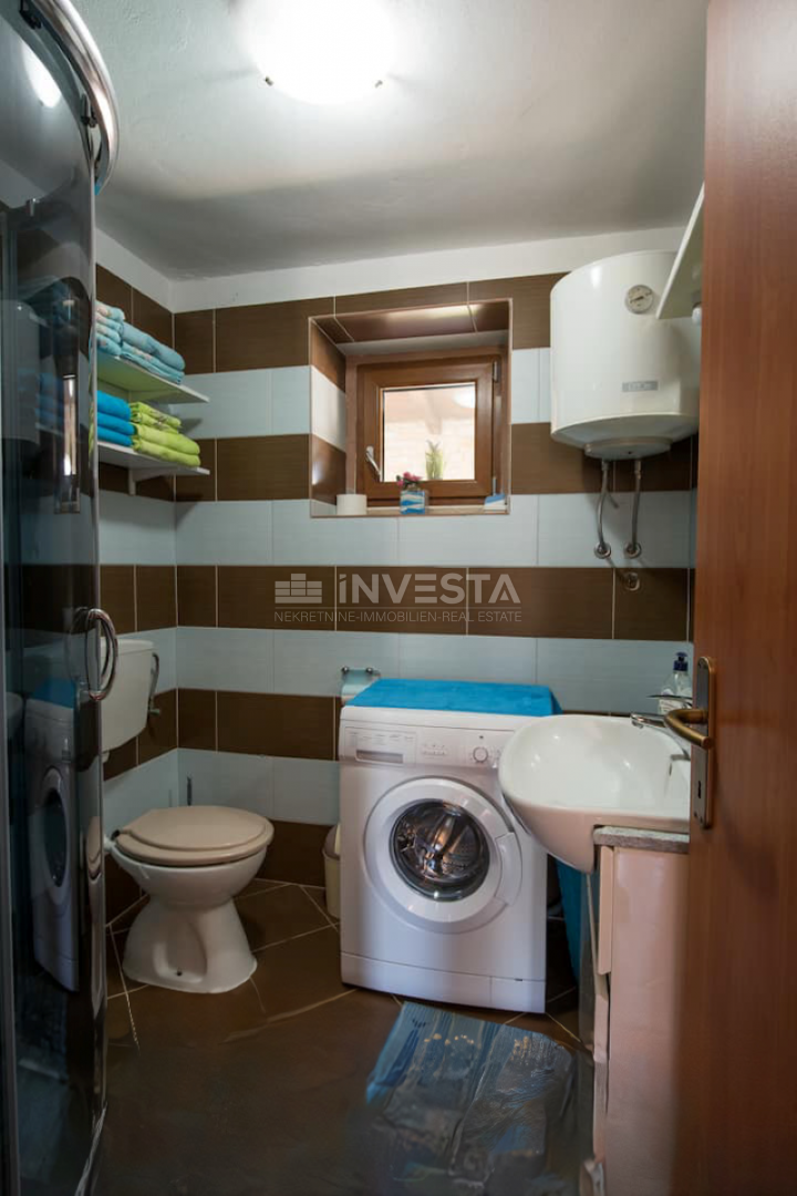Casa rustica indipendente con piscina riscaldata