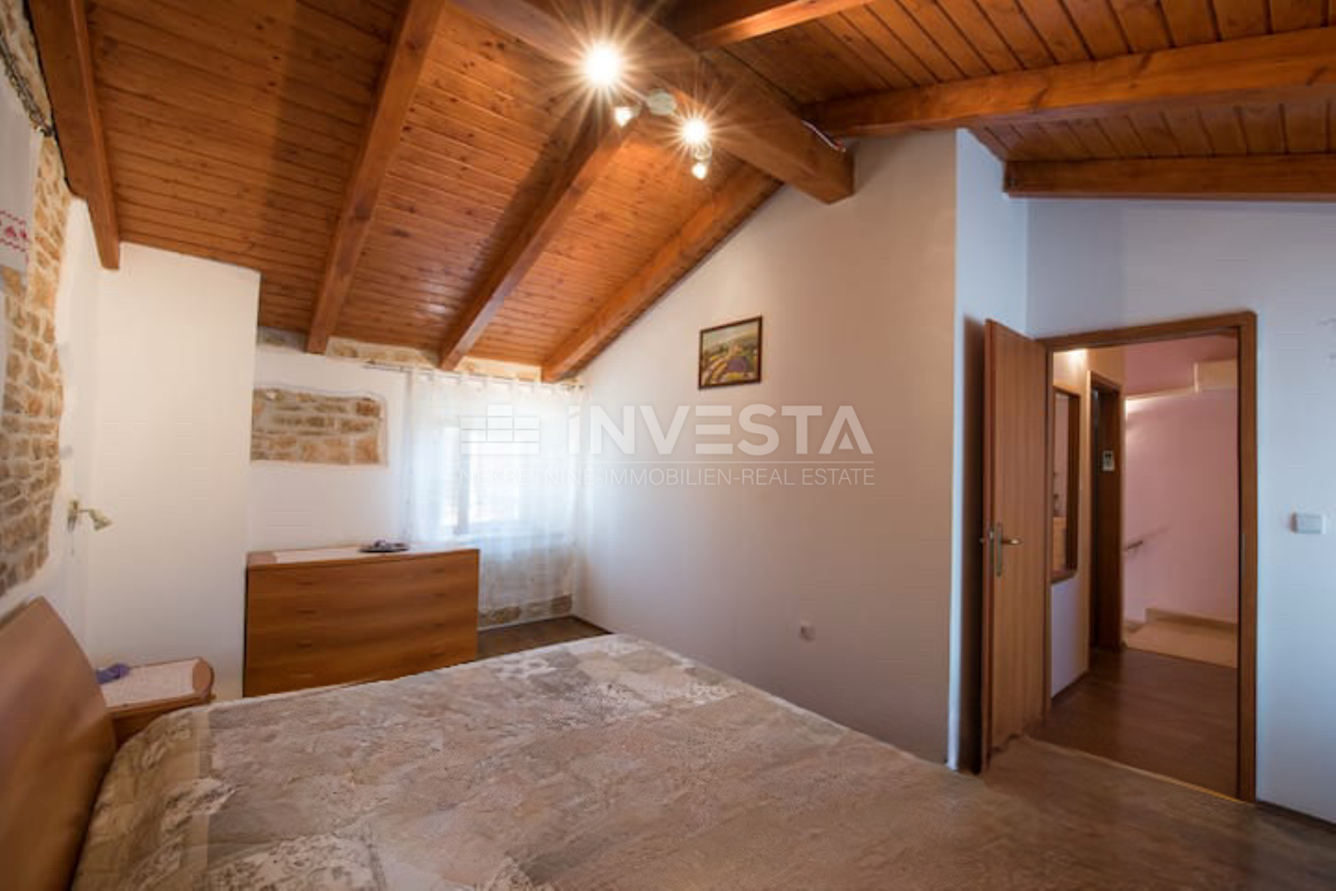 Casa rustica indipendente con piscina riscaldata