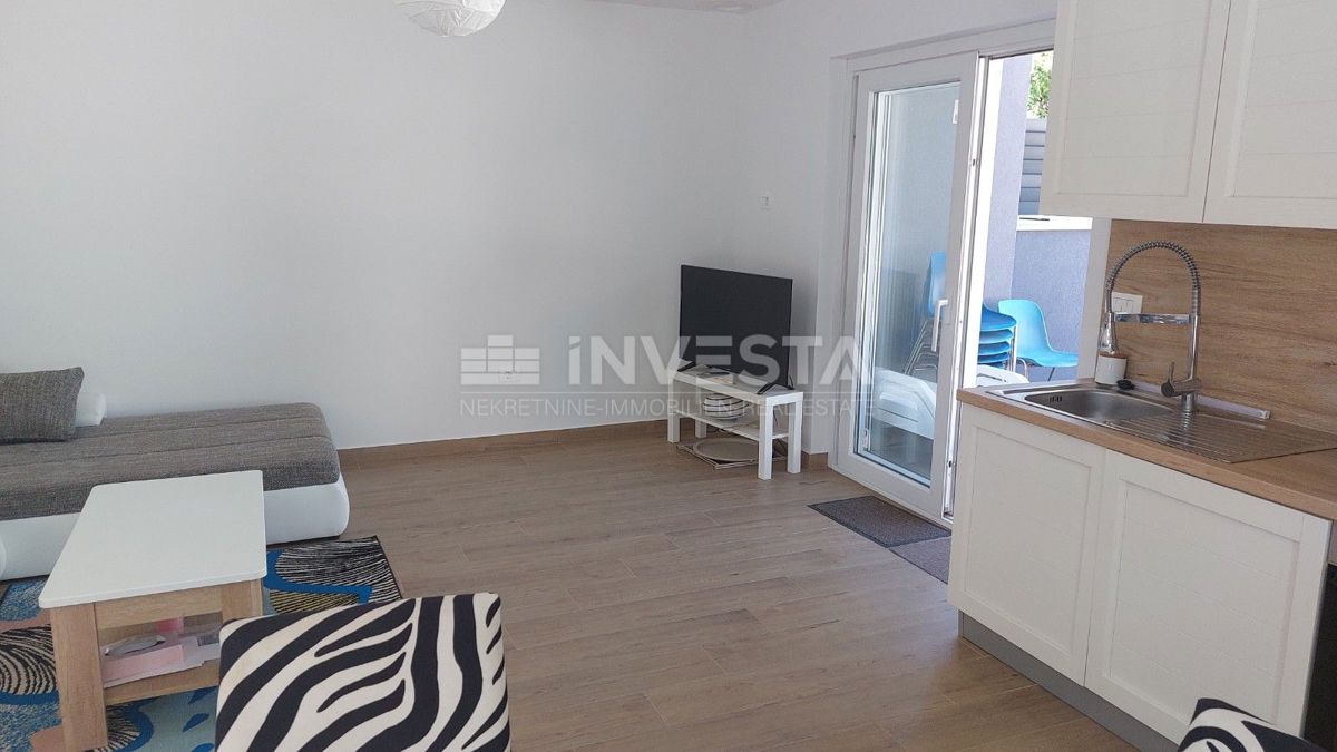 Cittanova, Casa bifamiliare con piscina