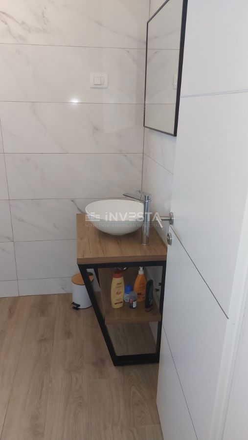 Cittanova, Casa bifamiliare con piscina