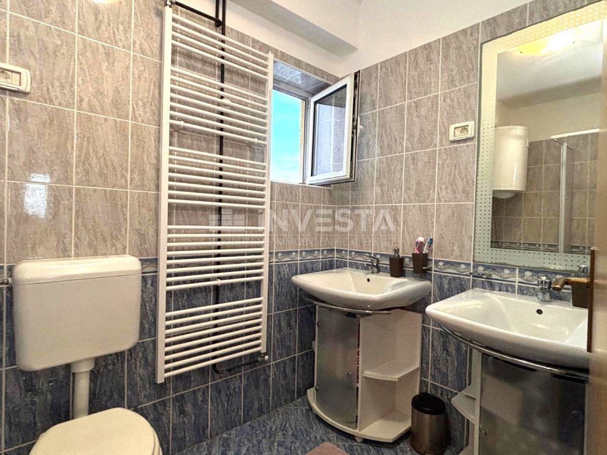 Ližnjan, moderno appartamento con due camere da letto e parcheggio