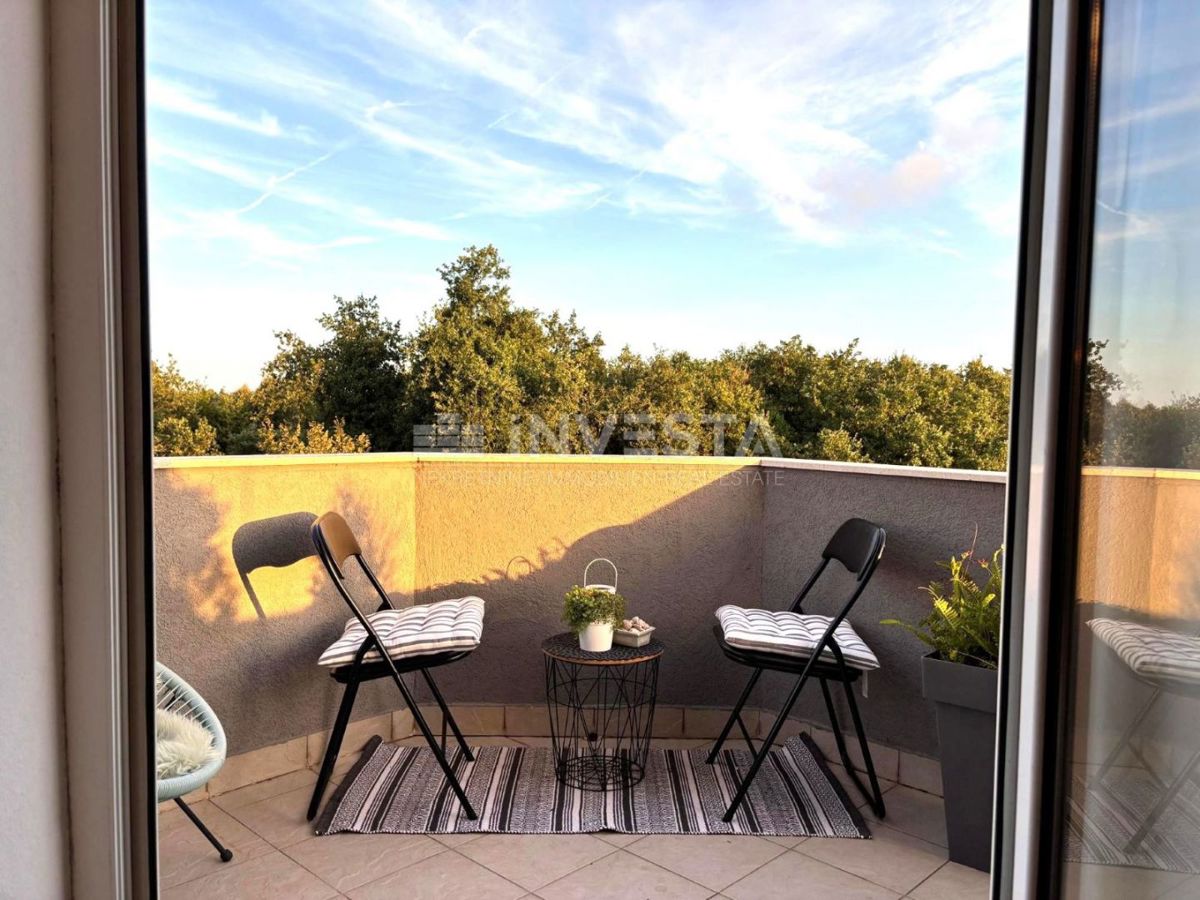 Ližnjan, moderno appartamento con due camere da letto e parcheggio