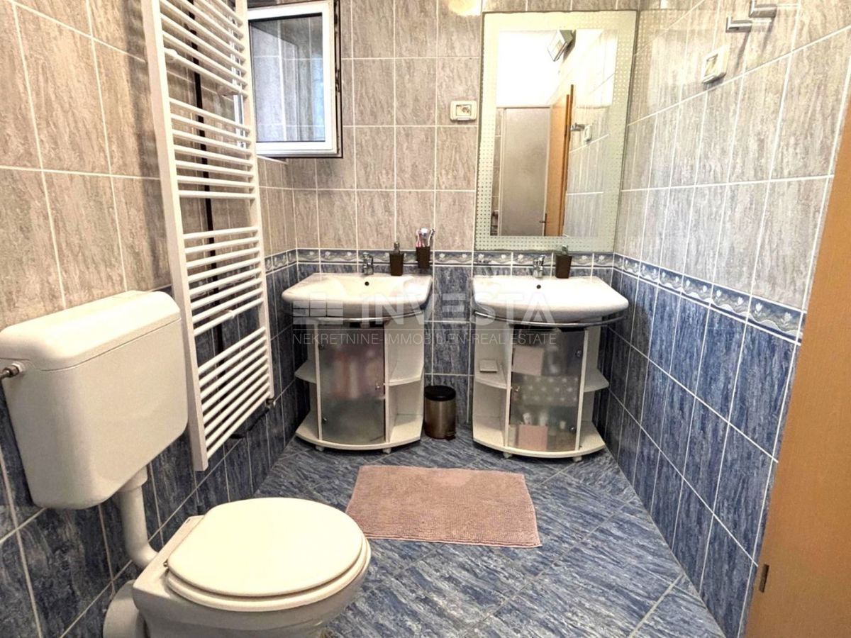 Ližnjan, moderno appartamento con due camere da letto e parcheggio