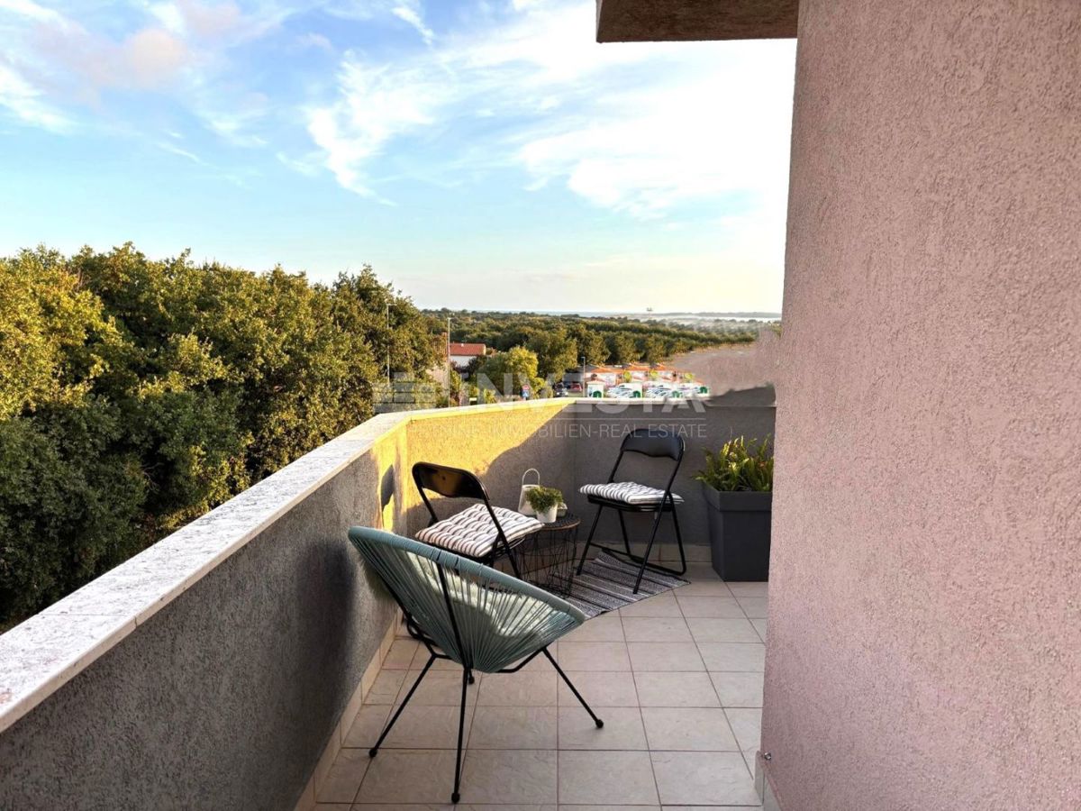 Ližnjan, moderno appartamento con due camere da letto e parcheggio