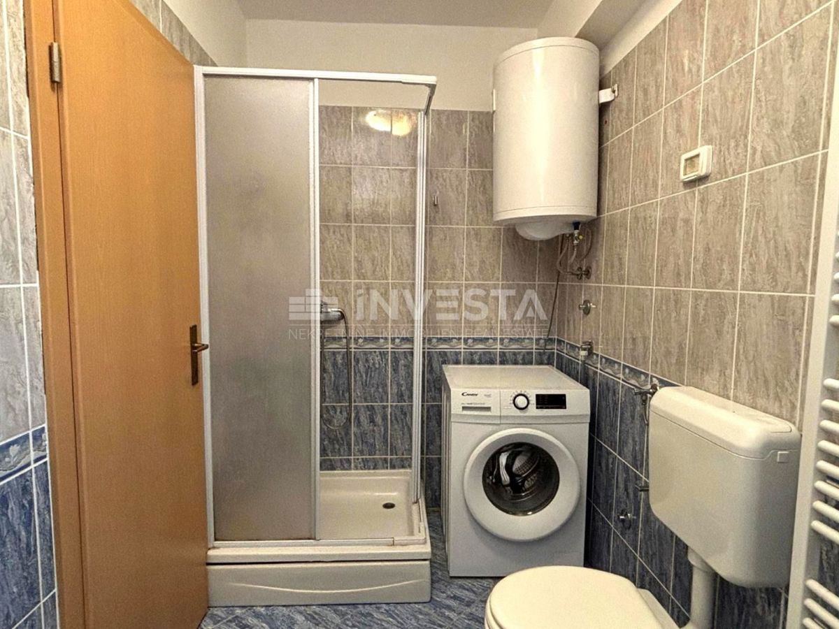 Ližnjan, moderno appartamento con due camere da letto e parcheggio