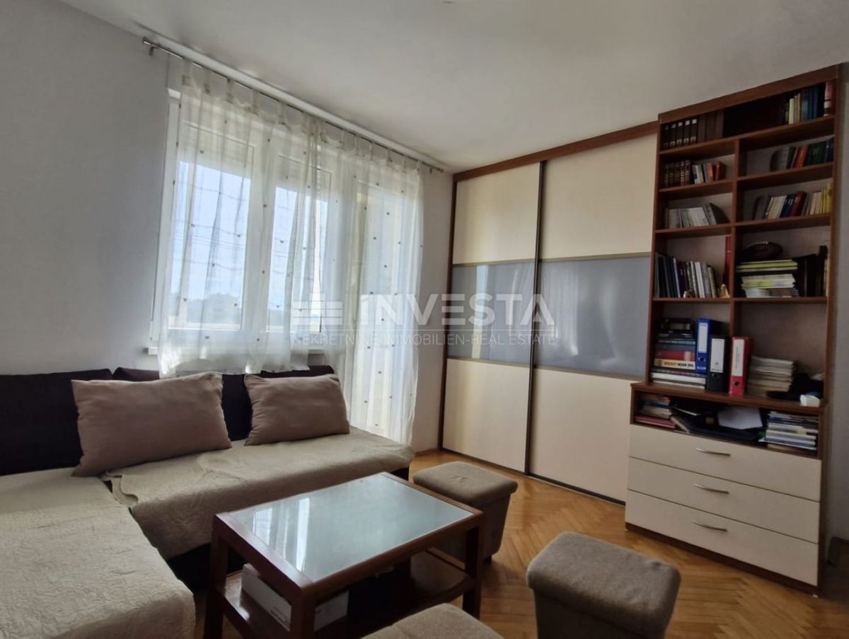 Pola, Veruda, appartamento con vista panoramica sul mare e sulla città