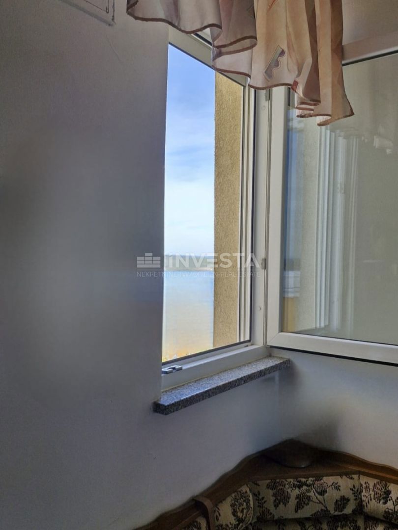 Pola, Veruda, appartamento con vista panoramica sul mare e sulla città