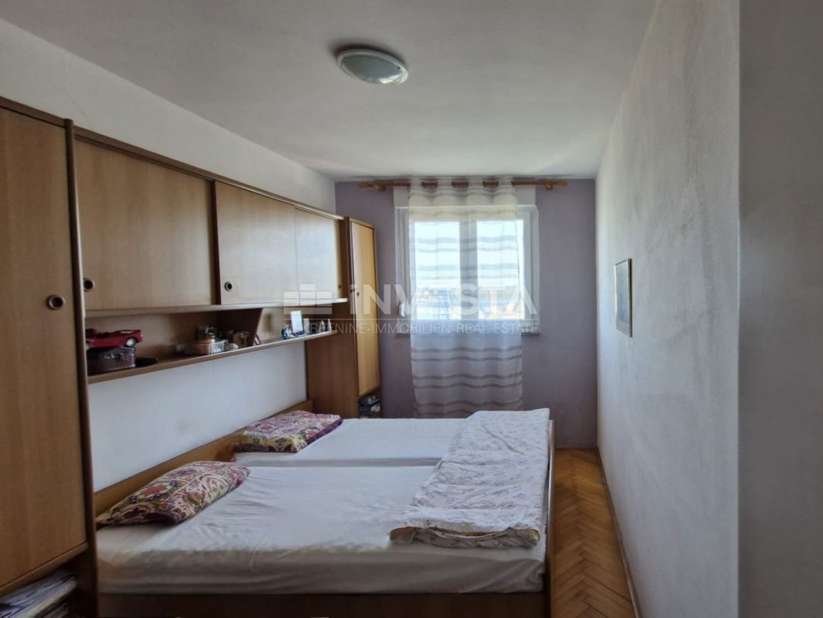 Pola, Veruda, appartamento con vista panoramica sul mare e sulla città