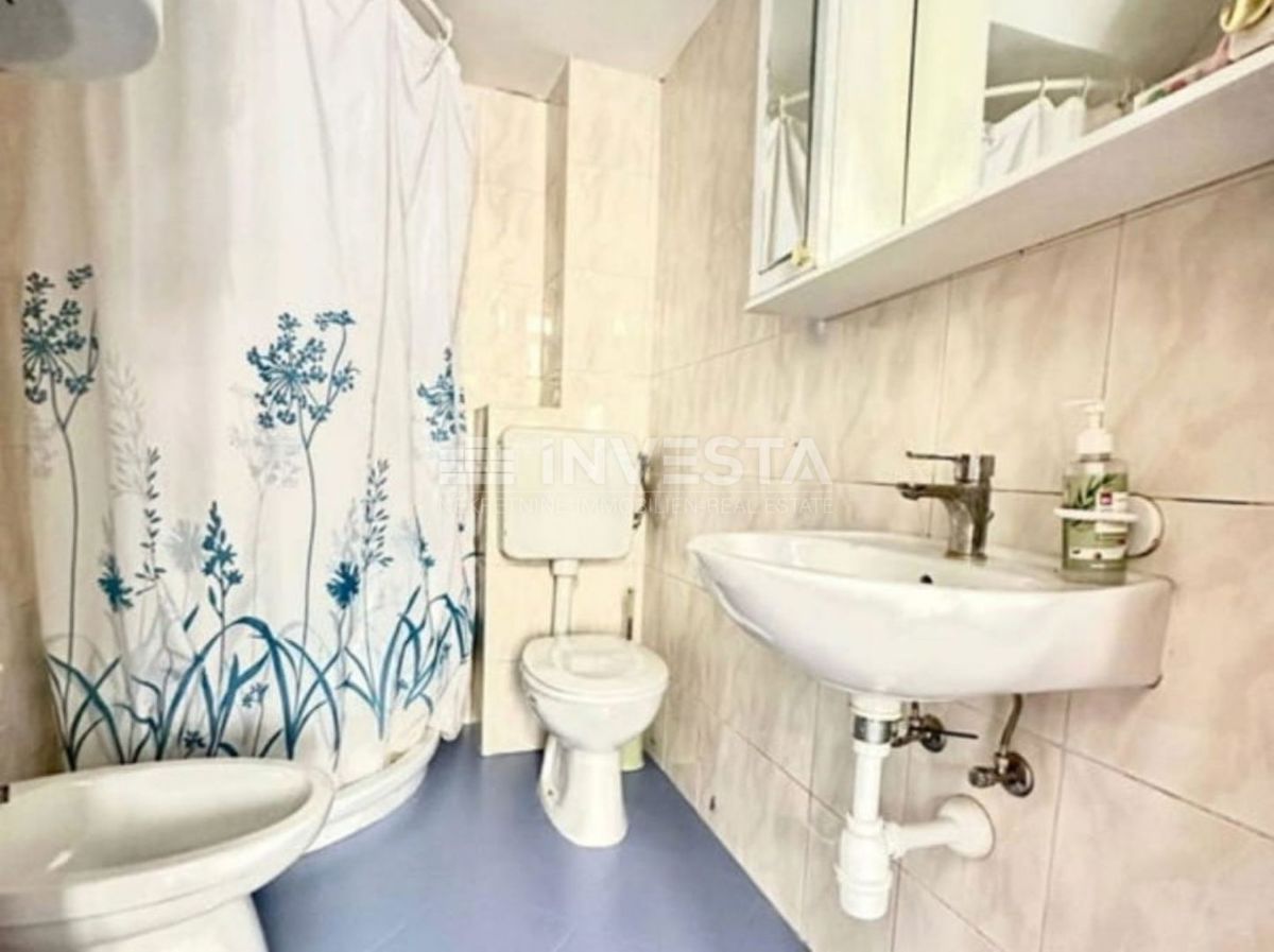 Pola, casa a 100 m dall’Arena. Due terrazze, cortile – OCCASIONE!