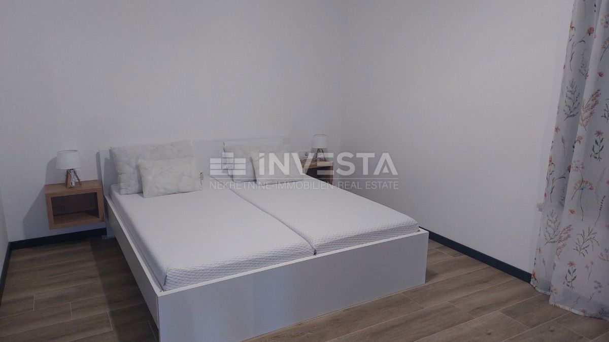 Villa moderna nei pressi di Parenzo con vista mare