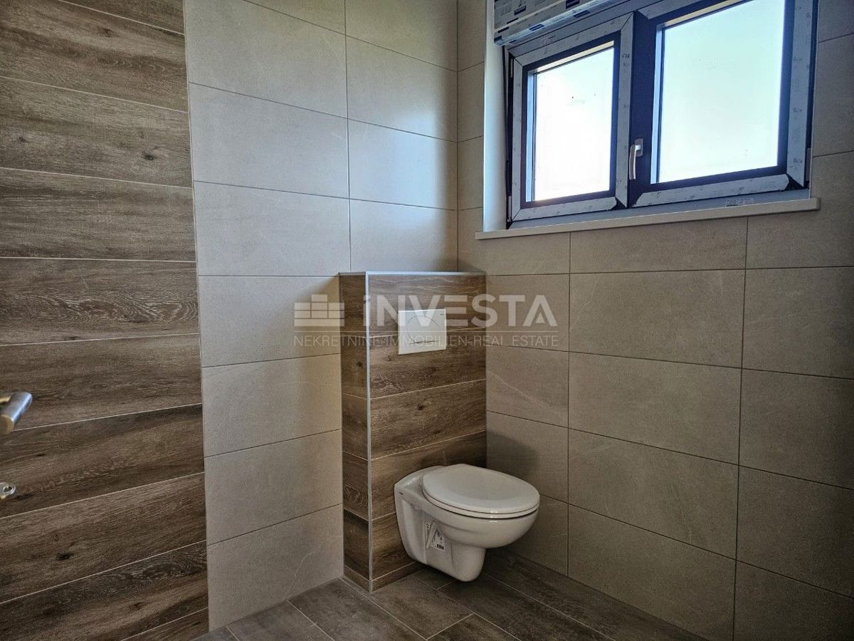 Villa moderna nei pressi di Parenzo con vista mare