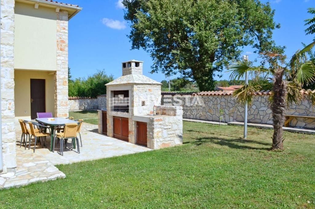 Medulin, casa vacanza con piscina, 230 m2