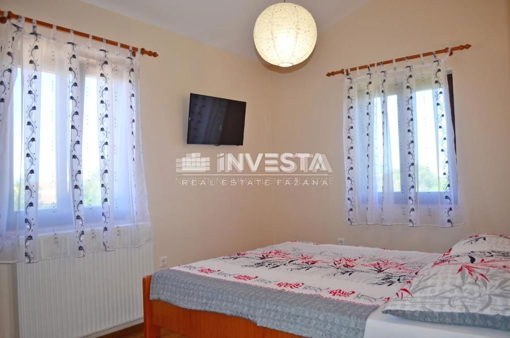 Medulin, casa vacanza con piscina, 230 m2