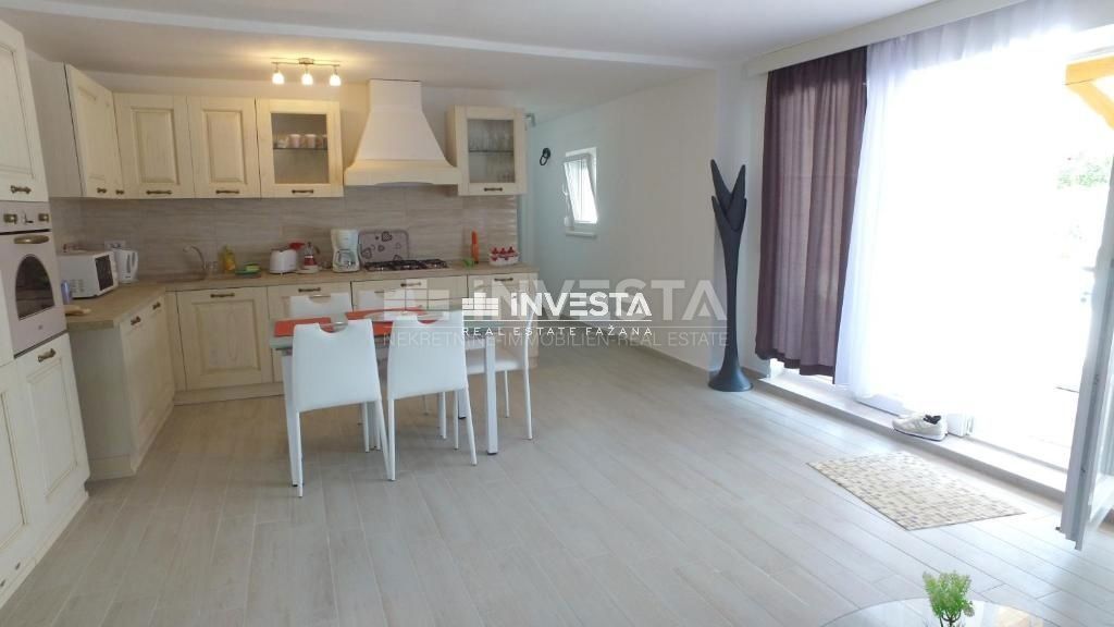 Medulin, Vinkuran, casa vacanze con piscina, 81m2