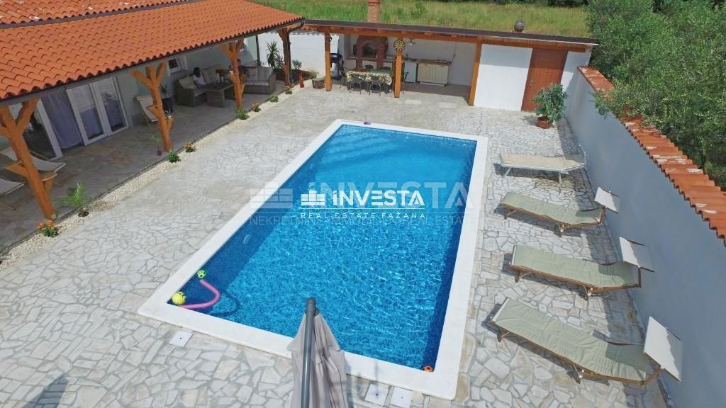 Medulin, Vinkuran, casa vacanze con piscina, 81m2