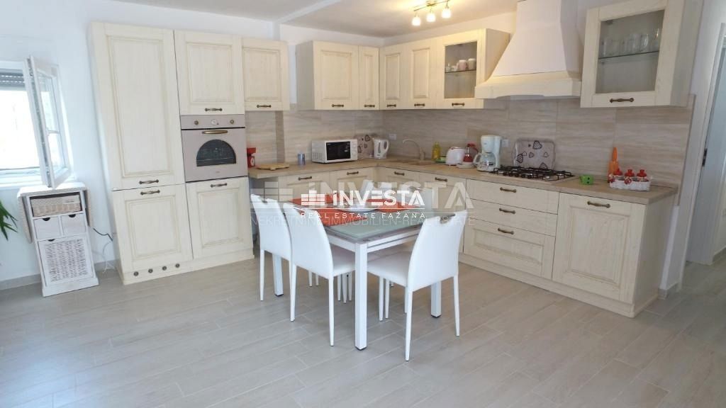 Medulin, Vinkuran, casa vacanze con piscina, 81m2