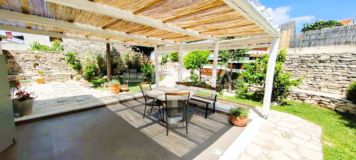 Casa istriana con giardino