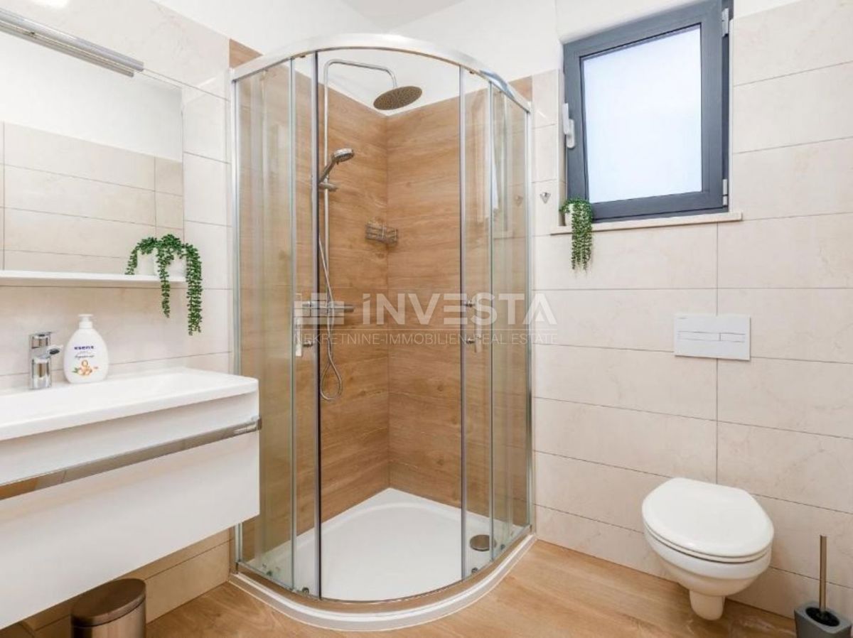 Medolino, Pomer, nuova villa moderna con piscina