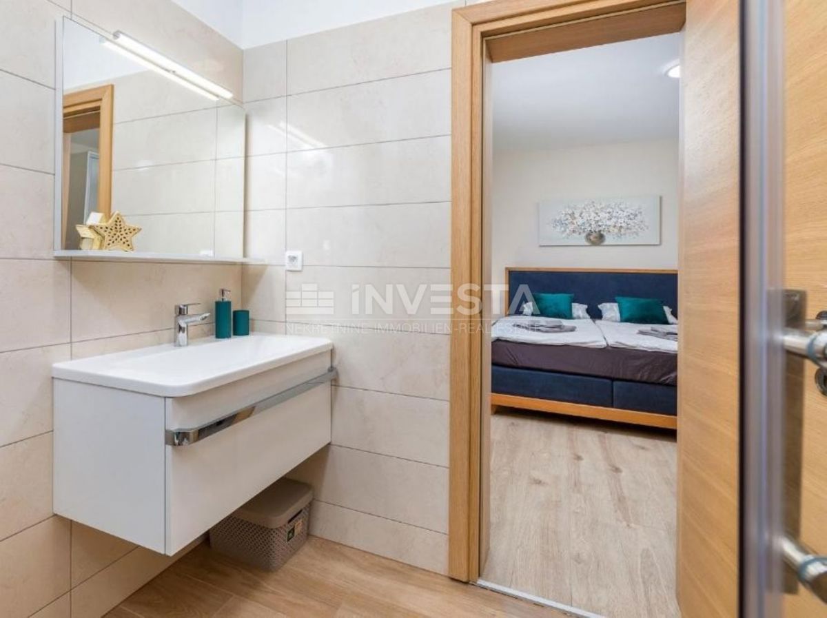 Medolino, Pomer, nuova villa moderna con piscina