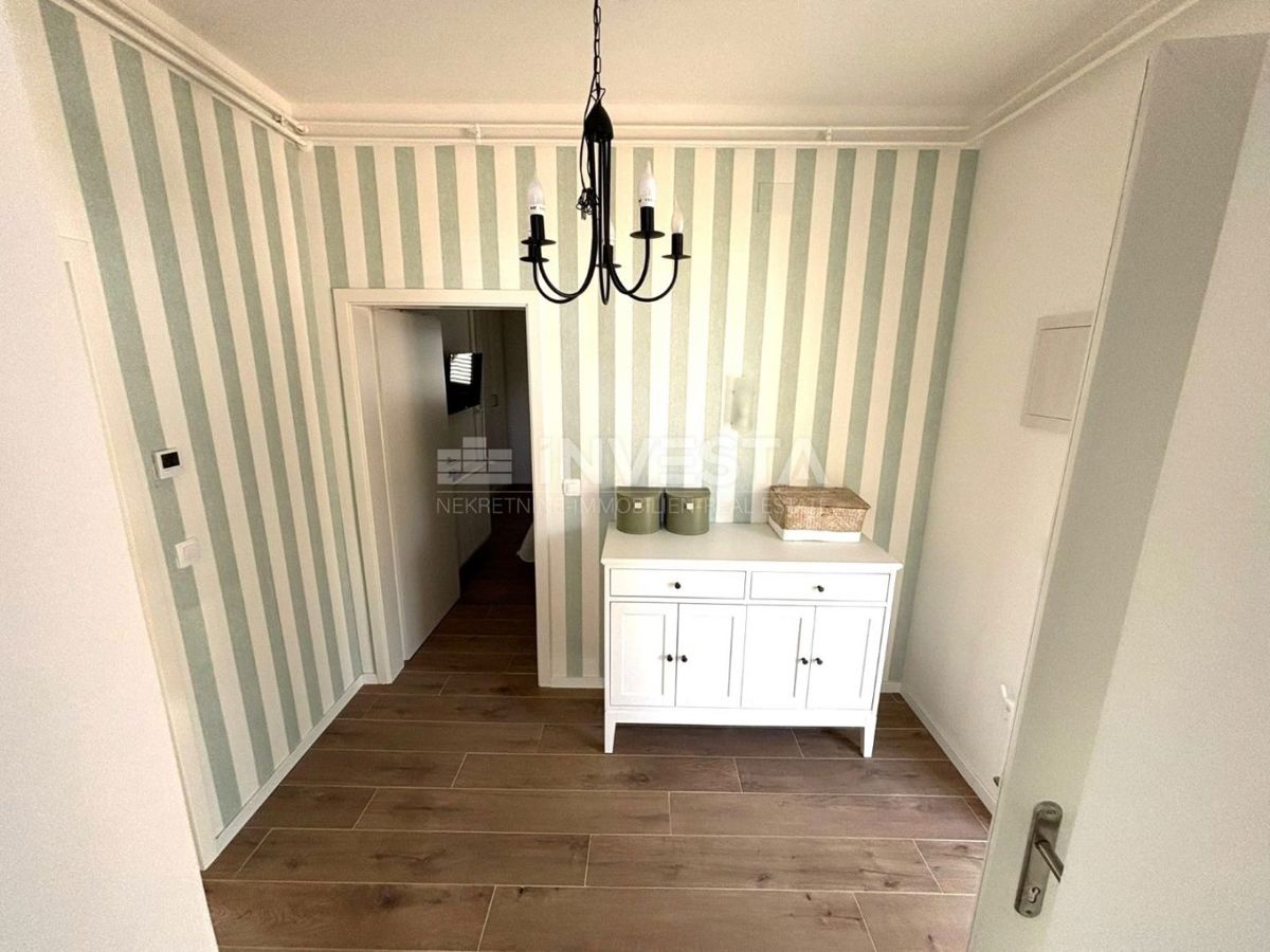 Peroj, casa familiare vicino alla spiaggia