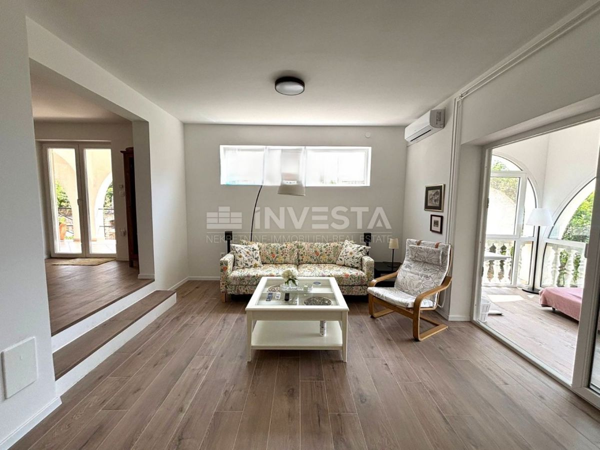 Peroj, casa familiare vicino alla spiaggia