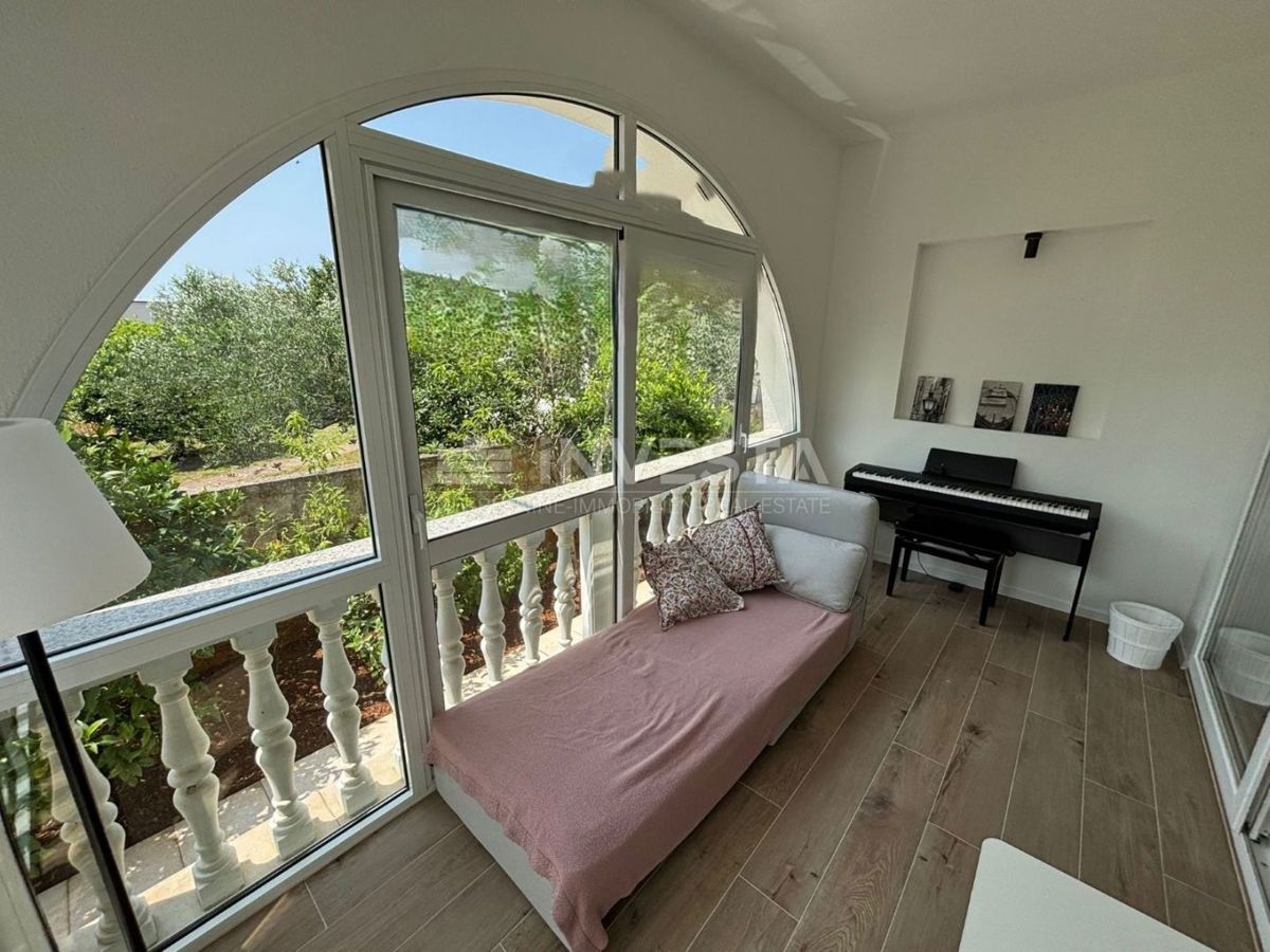 Peroj, casa familiare vicino alla spiaggia