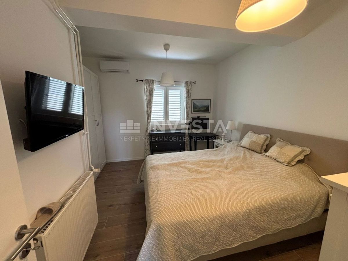 Peroj, casa familiare vicino alla spiaggia