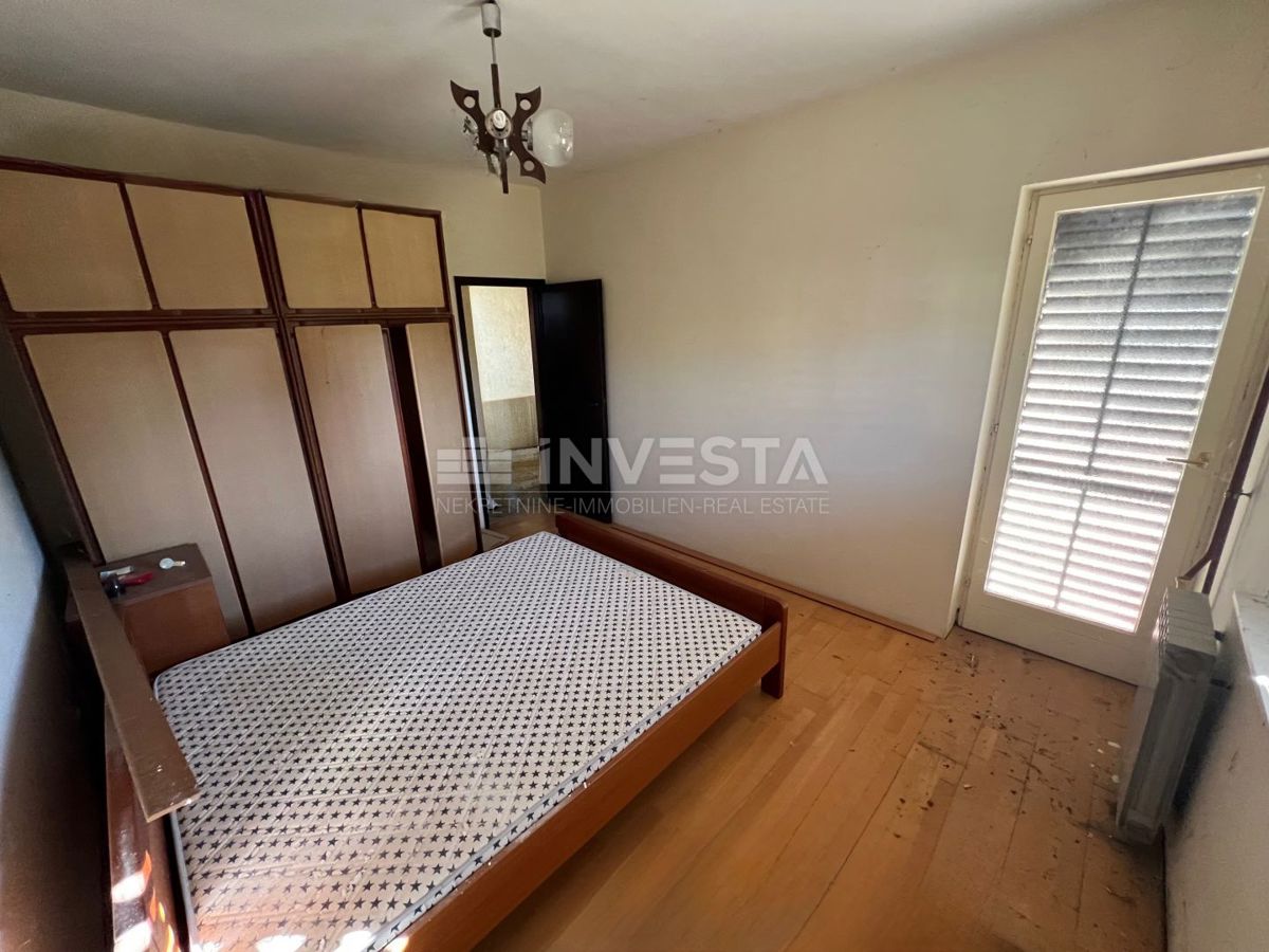 Fasana, Valbandon casa su due piani con garage