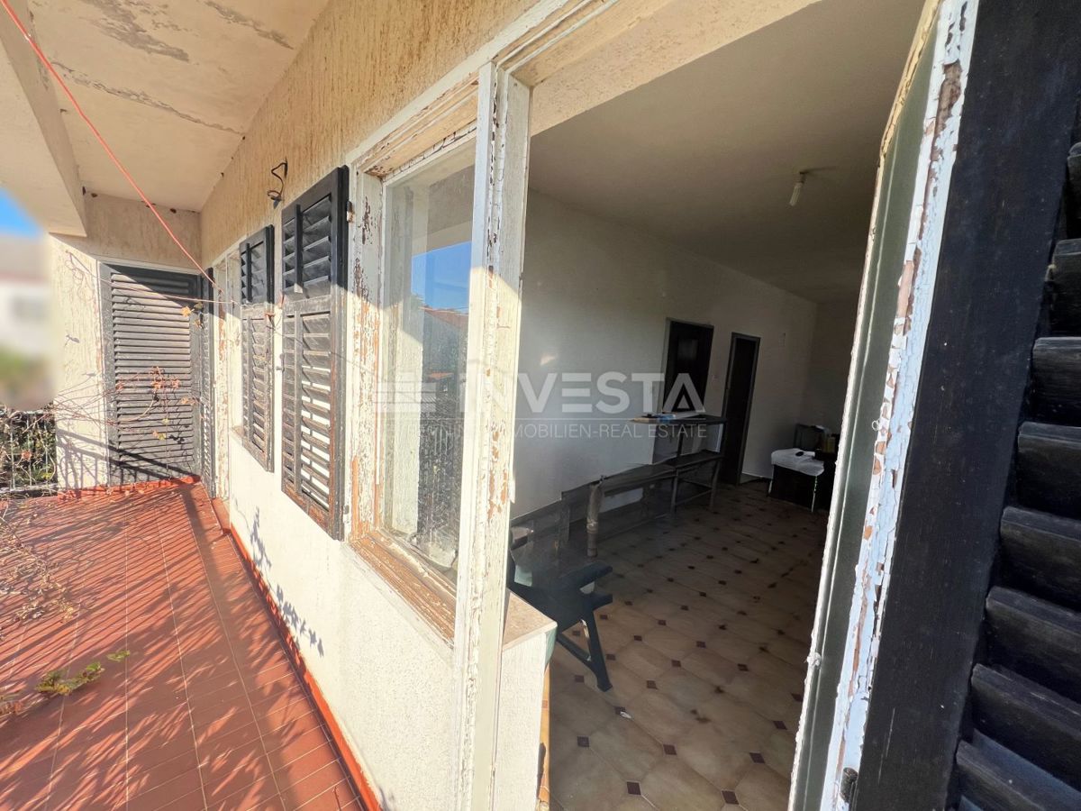 Fasana, Valbandon casa su due piani con garage