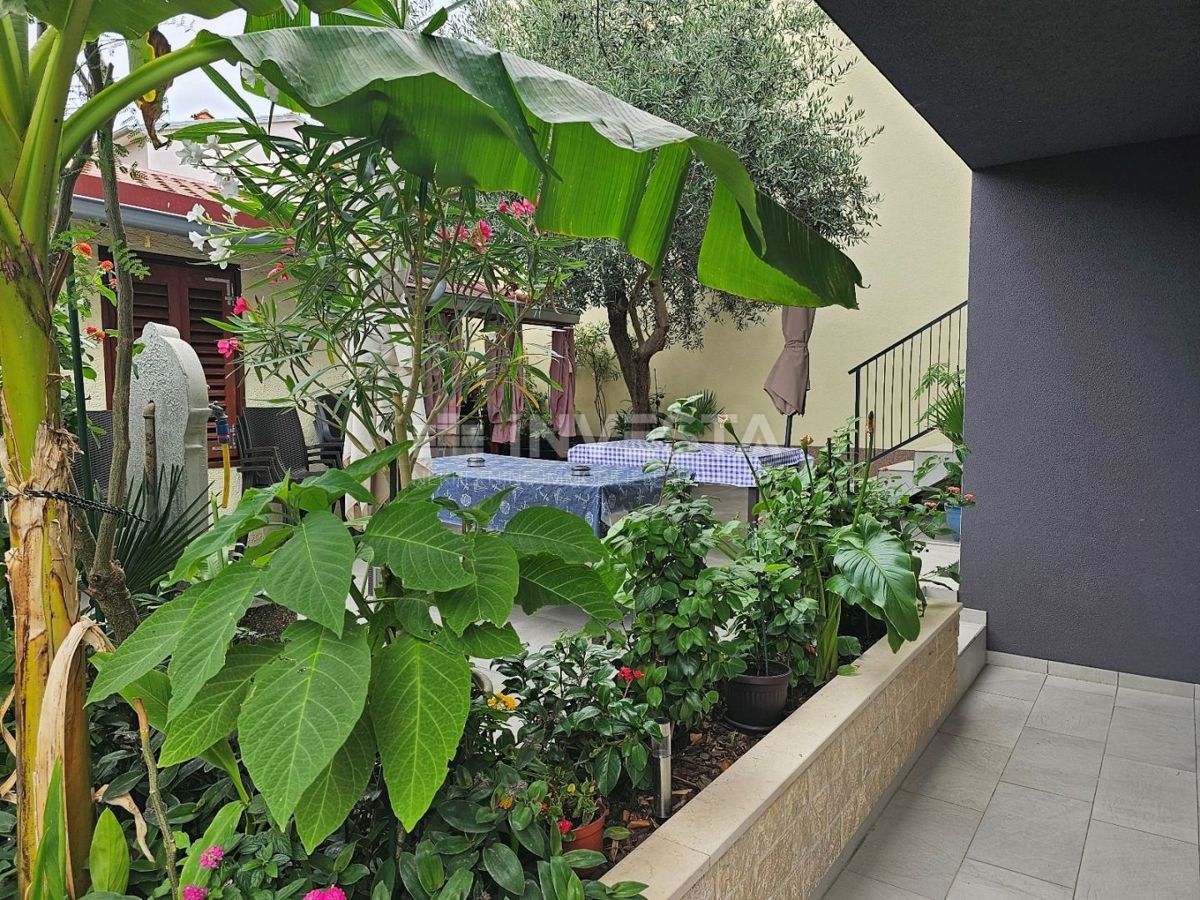 Pola centro, casa nuova completamente arredata con garage