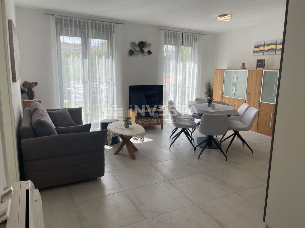 Pola centro, casa nuova completamente arredata con garage