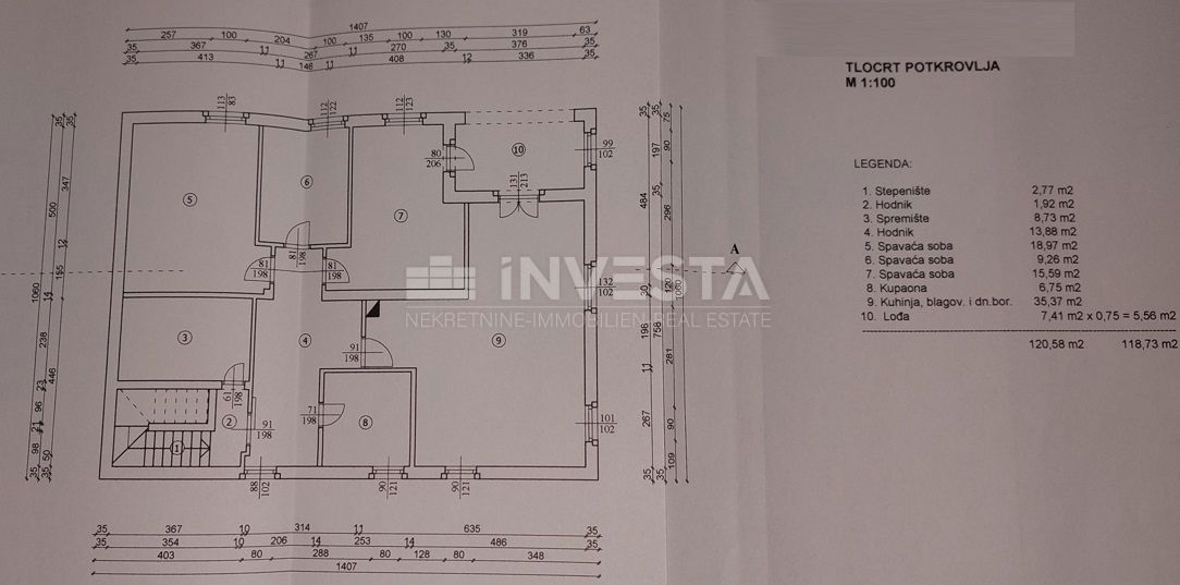 Dintorni di Antignana, bella villa con 3 unità abitative e ampio giardino