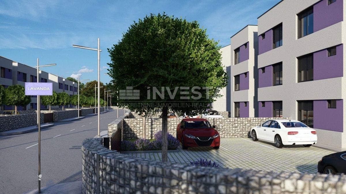 Zona di Pola, terreno edificabile per edifici residenziali