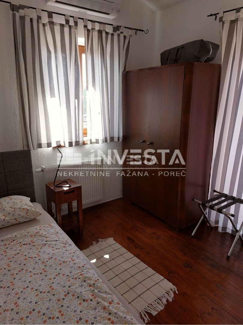 Dintorni di Svetvinčent, bella villa rustica con piscina 155 m2, 4 camere da letto