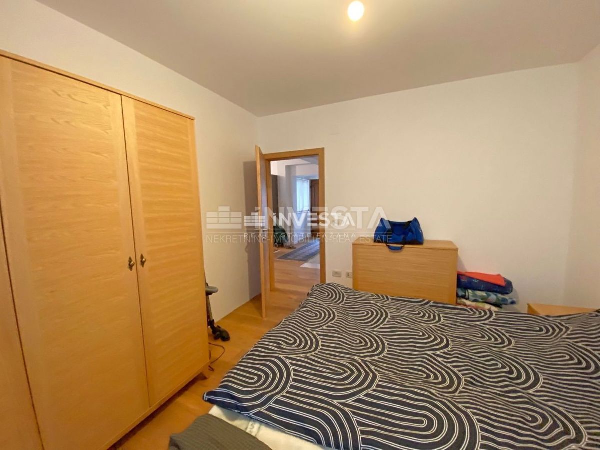 Dignano, casa indipendente con 2 unità abitative, vista mare