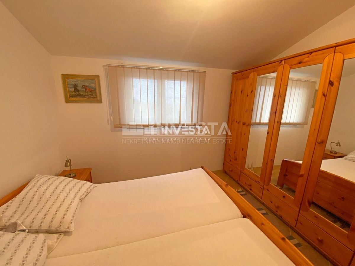 Dignano, casa indipendente con 2 unità abitative, vista mare