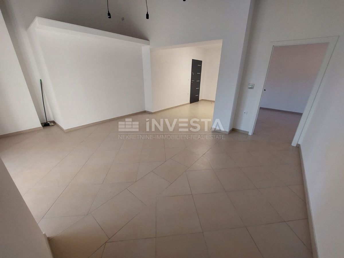 Pola, Veli Vrh, piano dell'edificio (in realtà, 4 appartamenti)