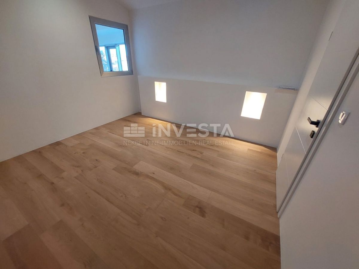 Pola, Veli Vrh, piano dell'edificio (in realtà, 4 appartamenti)