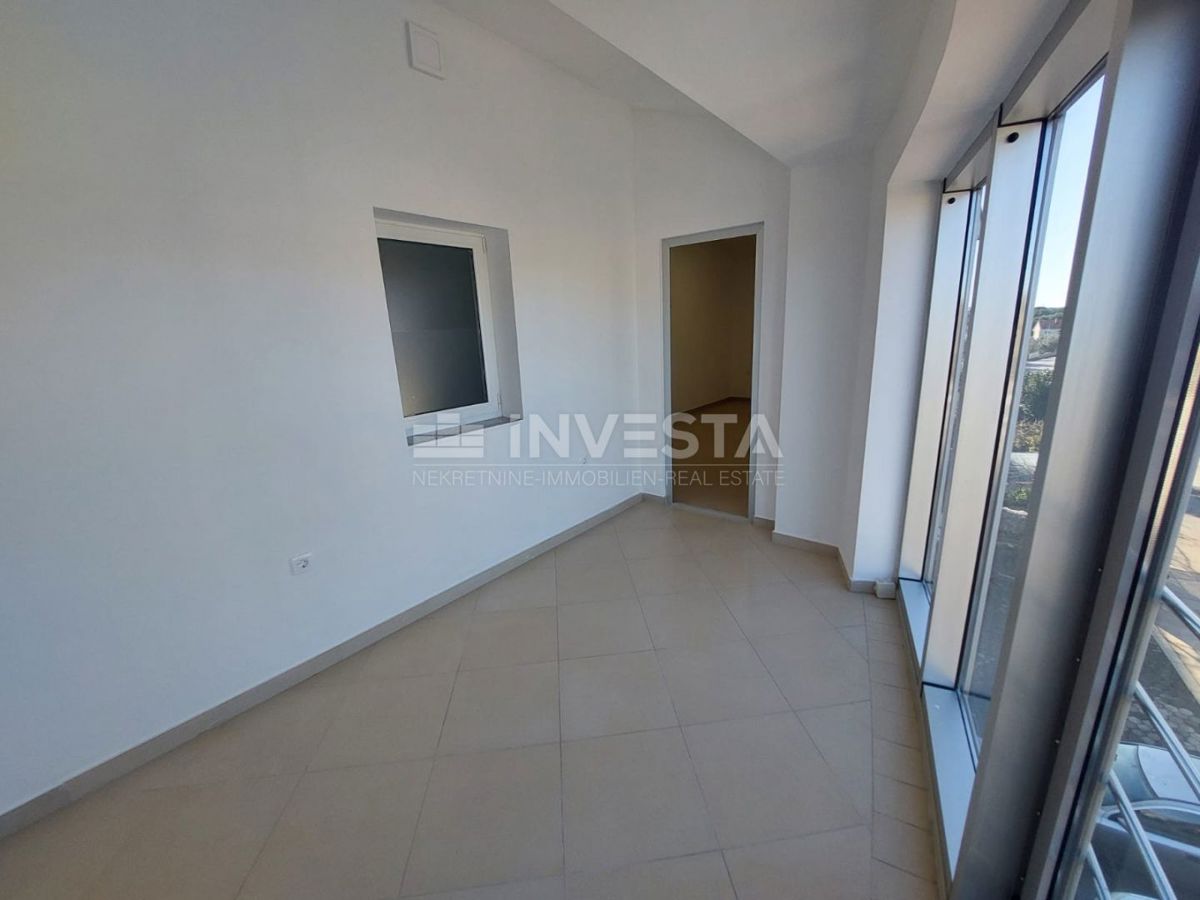 Pola, Veli Vrh, piano dell'edificio (in realtà, 4 appartamenti)