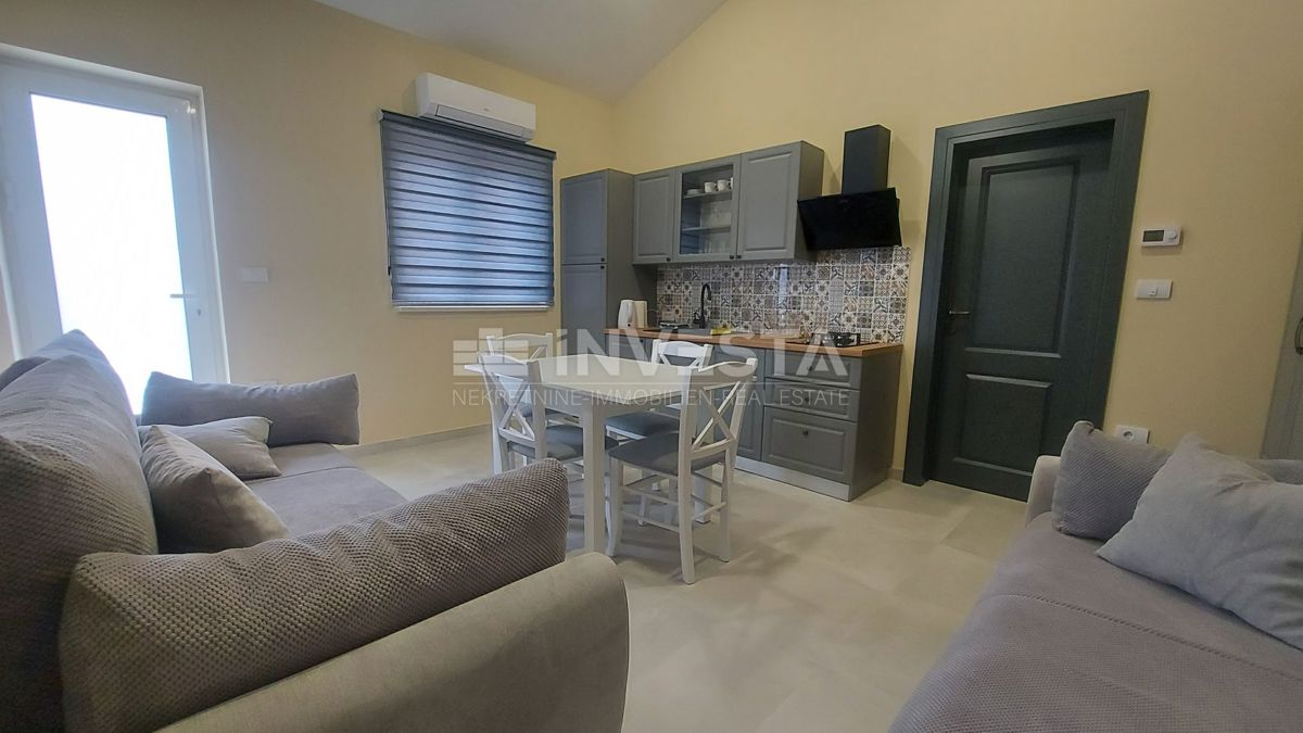 Splendida villa in stile mediterraneo vicino a Rovigno
