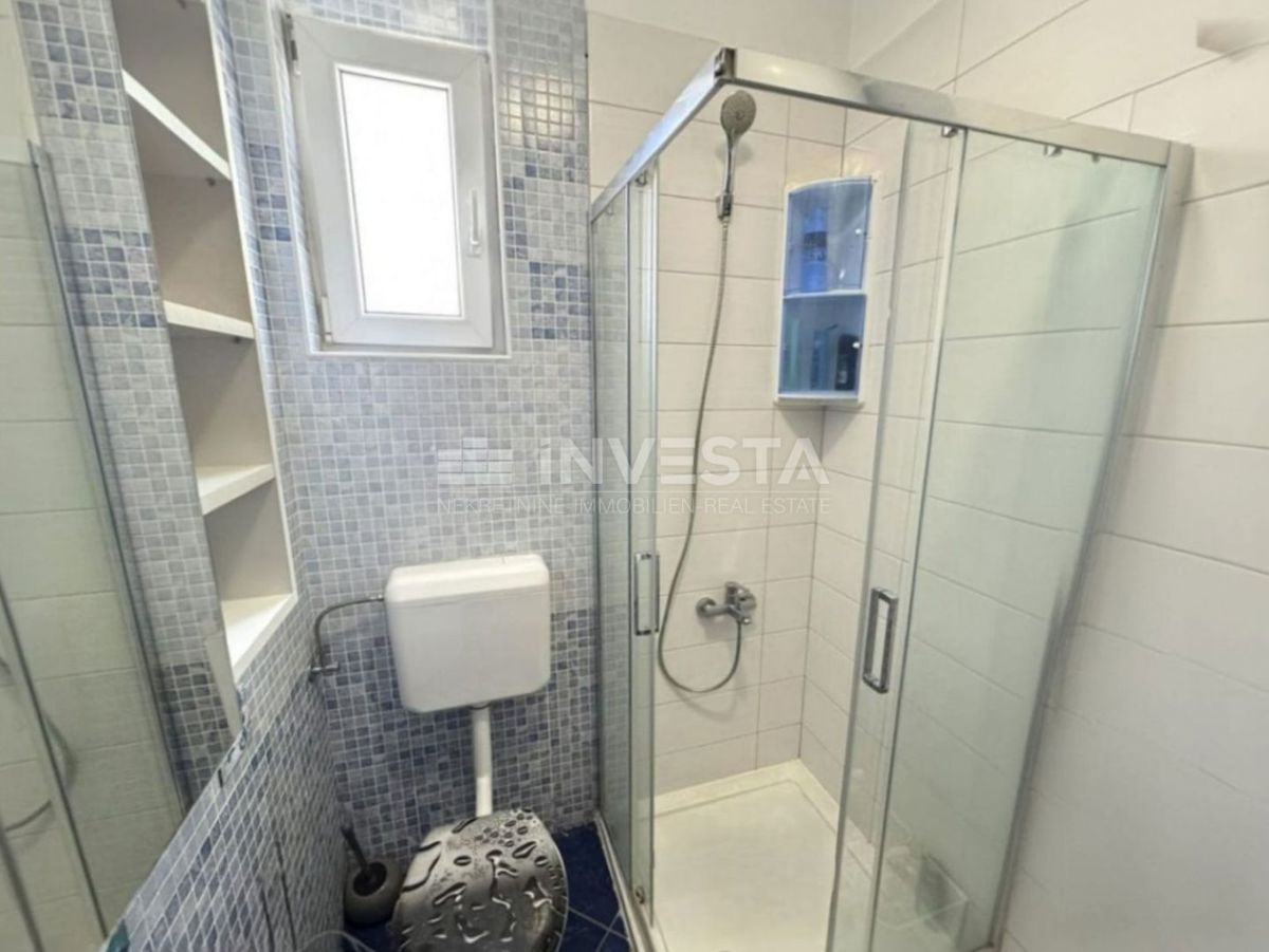 Fažana, Appartamento al piano terra con 2 camere da letto, posizione attraente vicino al mare