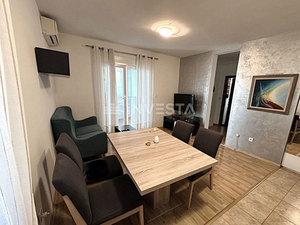 Fažana, Appartamento al piano terra con 2 camere da letto, posizione attraente vicino al mare