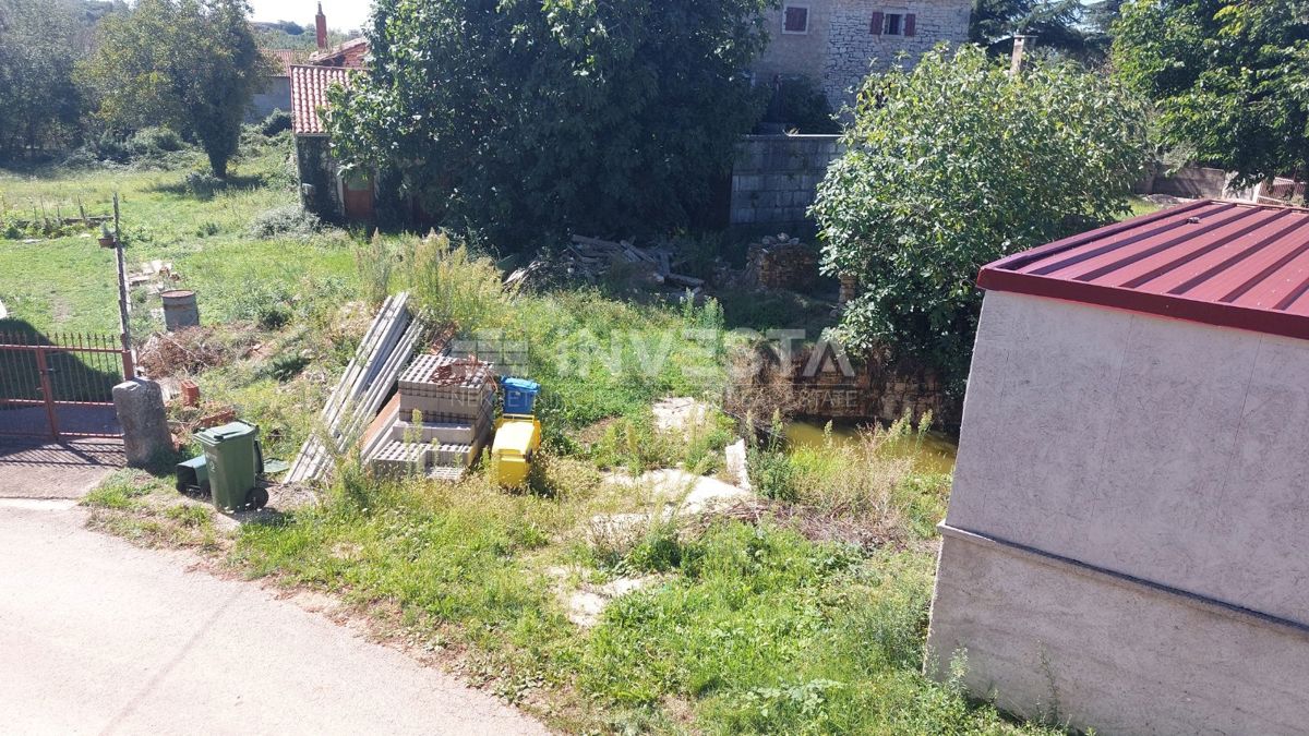 Višnjan, Casa in pietra – ristrutturazione iniziata