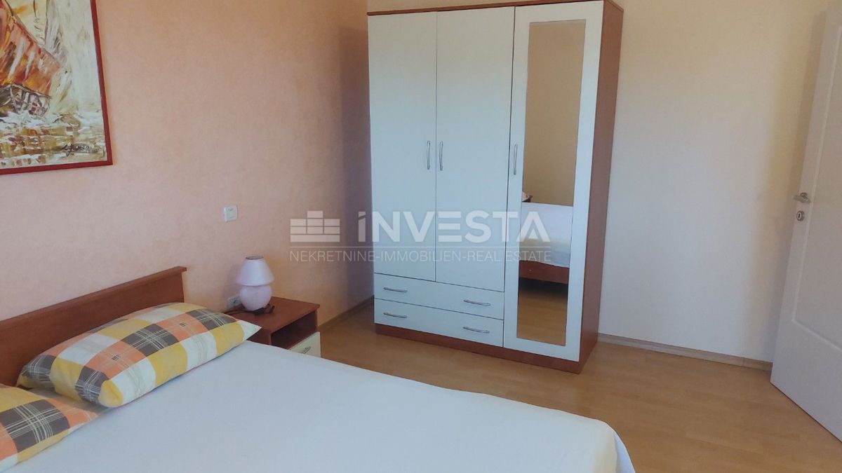 Casa con piscina in una zona tranquilla