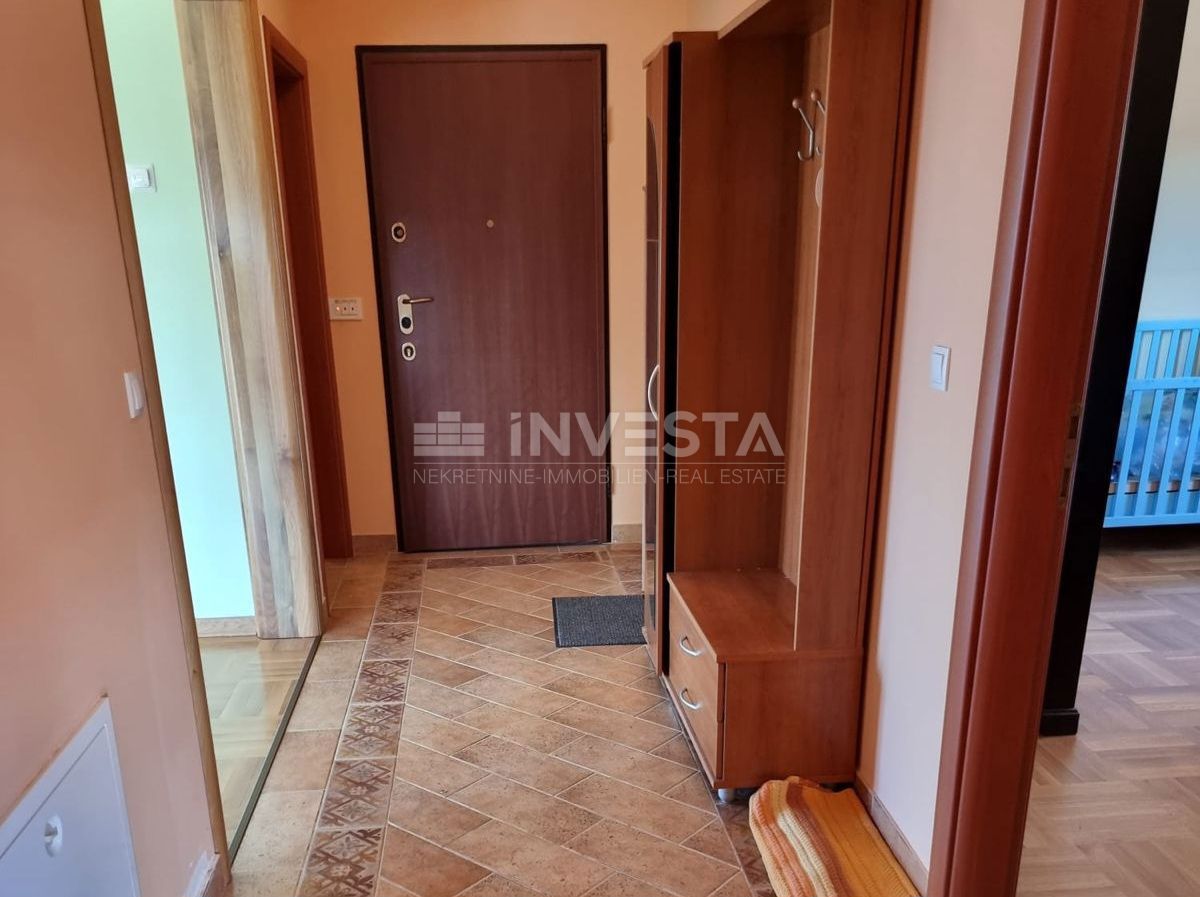 Fasana, appartamento eccezionale vicino alla spiaggia, giardino, terrazza e parcheggio